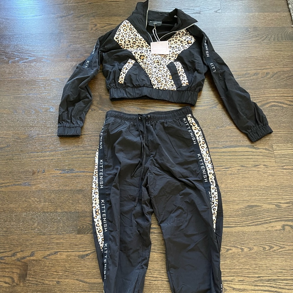 Kittenish workout set, NWT, xs